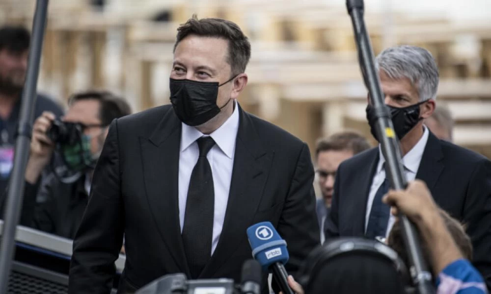 Στο Βερολίνο ο Έλον Μασκ για το πρώτο ευρωπαϊκό εργοστάσιο της Tesla